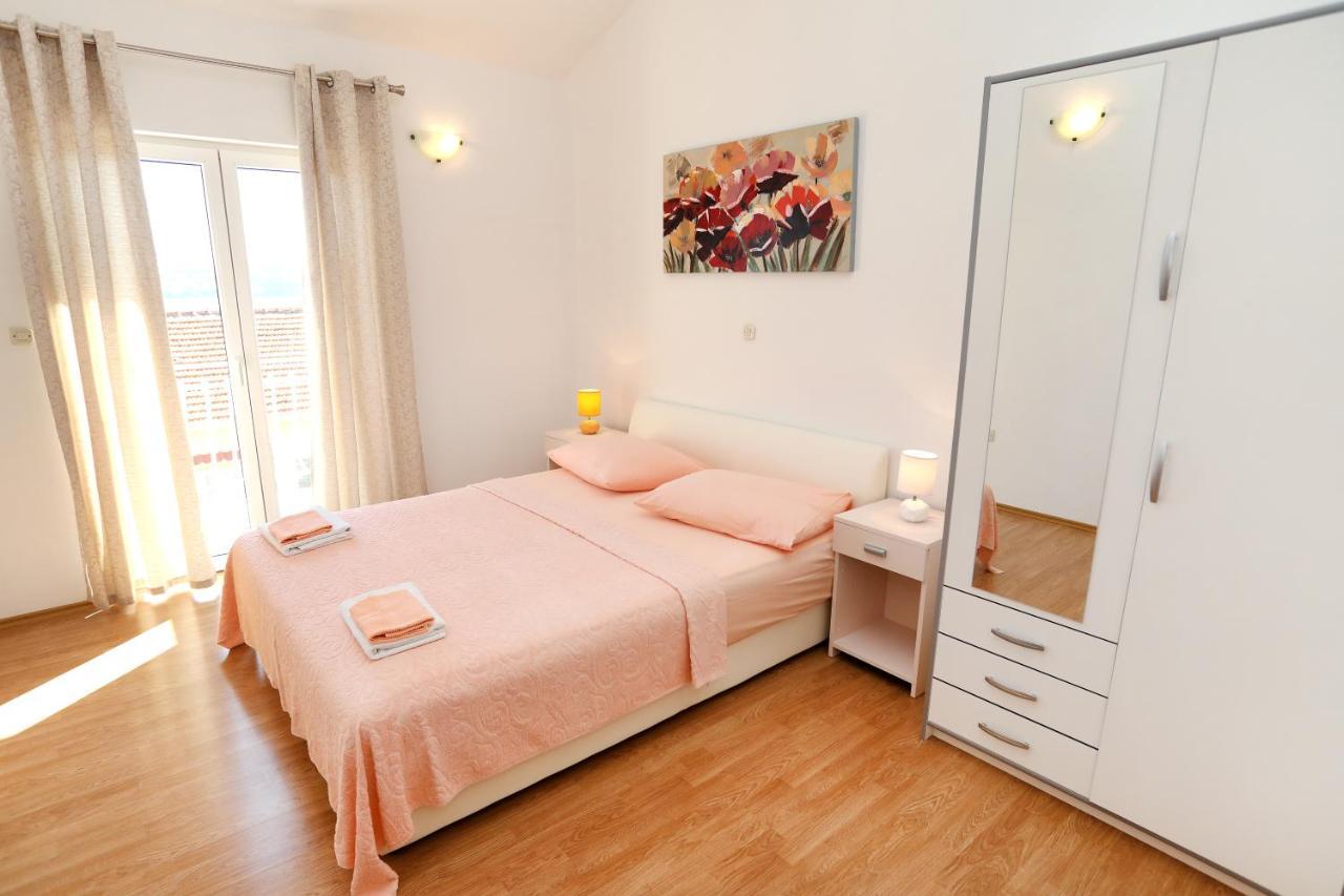 Apartments M&I Trogir Luaran gambar